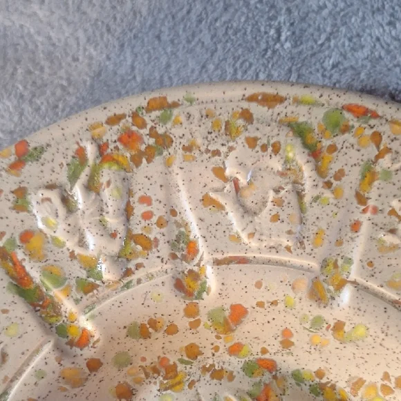 Vintage Artistic Ceramic Plate (ashtray) - Picture 3 of 10